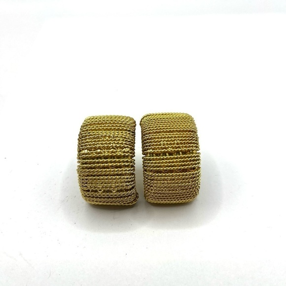 Vintage Clip On Earrings Runway Gold Wired Textured Dimensional Big Bold - Picture 3 of 12